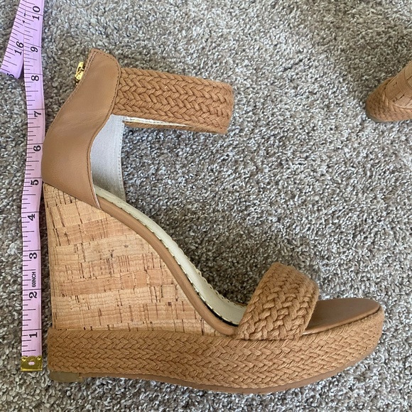 C. Wonder Platform Wedge Sandal with cork heel size 7 - Picture 6 of 8